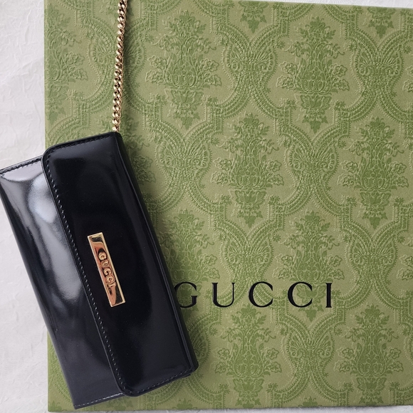 Auth Gucci Patent Leather Card/Coin Holder - Picture 4 of 9